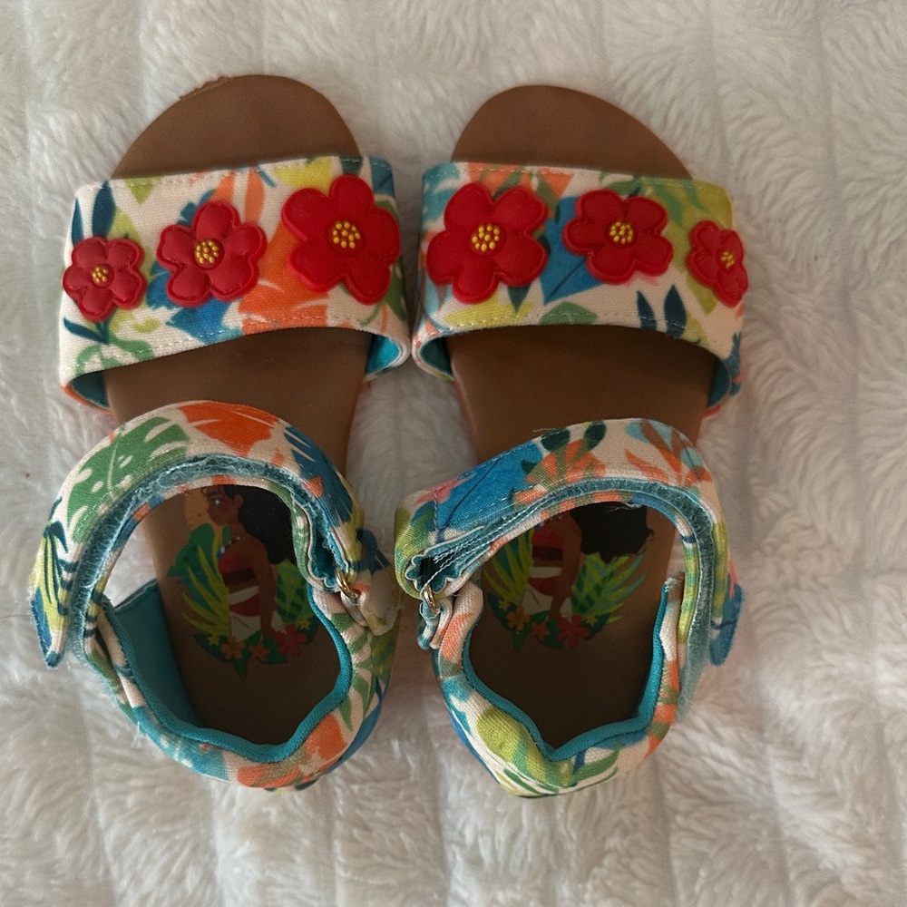 Disney Floral Moana Kids Sandals with Red and Blue Accents